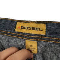 (36) Y2K DECIBEL BAGGY JORTS